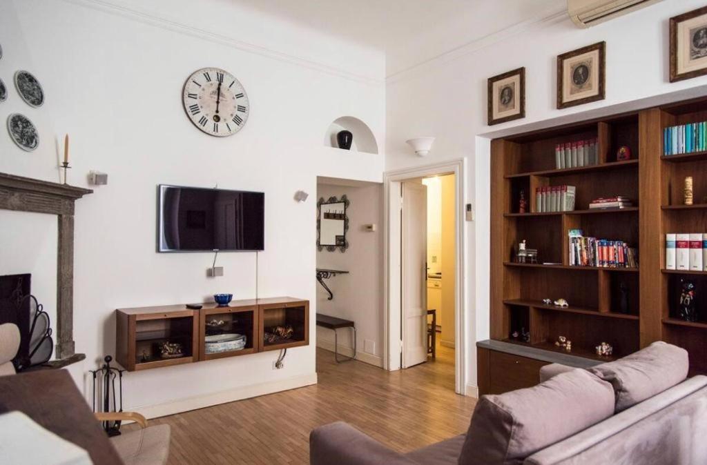 Joivy Classic Flat Near Basilica Di Sant'Ambrogio Διαμέρισμα Μιλάνο Εξωτερικό φωτογραφία