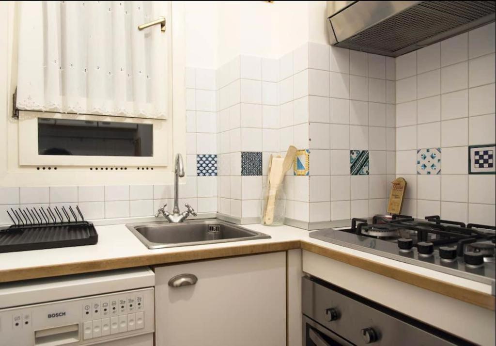 Joivy Classic Flat Near Basilica Di Sant'Ambrogio Διαμέρισμα Μιλάνο Εξωτερικό φωτογραφία